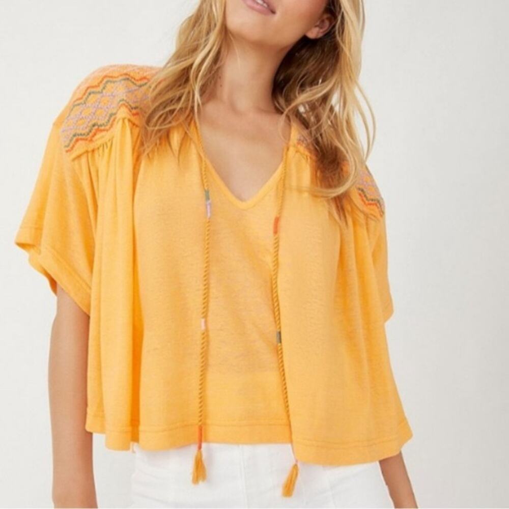 FREE PEOPLE • Gold Market Embroidery Trim Tassel Toe V-Neck Short Sleeve Top